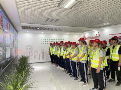 陜西建筑材料工業學校副校長魏東一行到富平公司研學交流